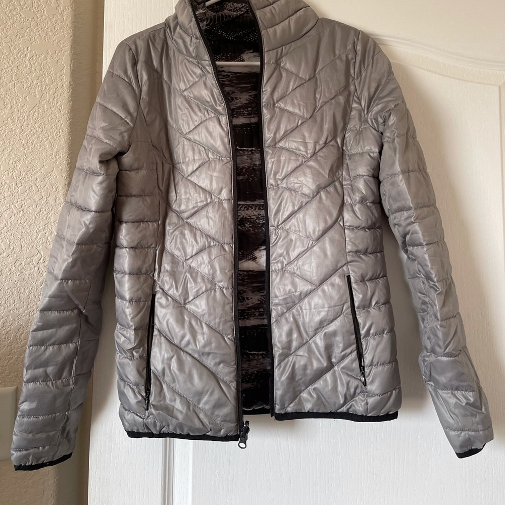 Jacket - Picture 3 of 4